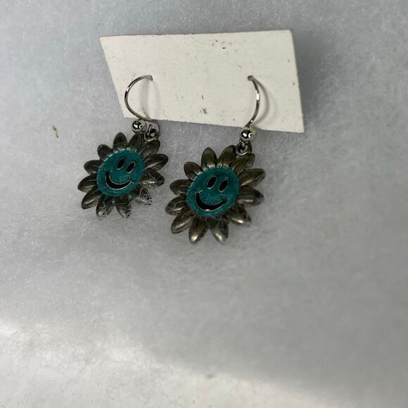 Timi of Sweden dangle drop smiley face earrings. - Picture 7 of 8